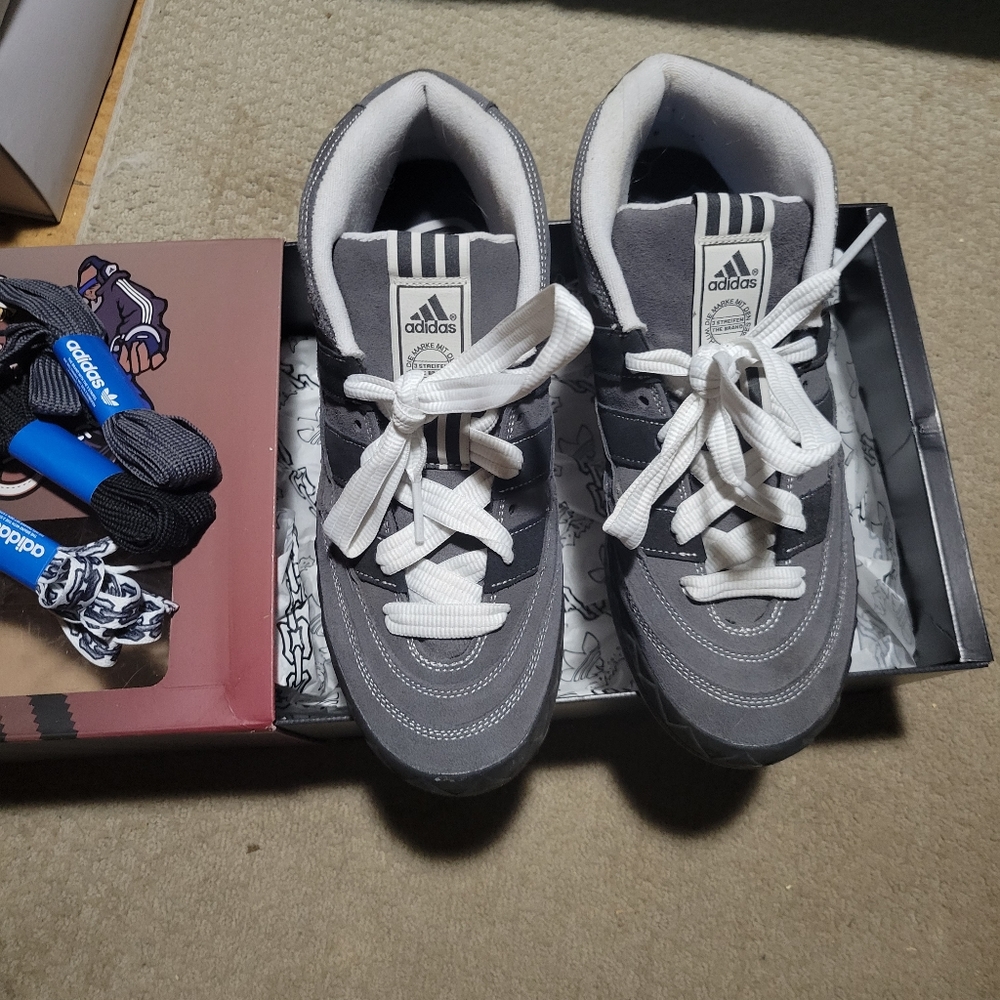 Adidas skateboarding adimatic mids 2000's edition